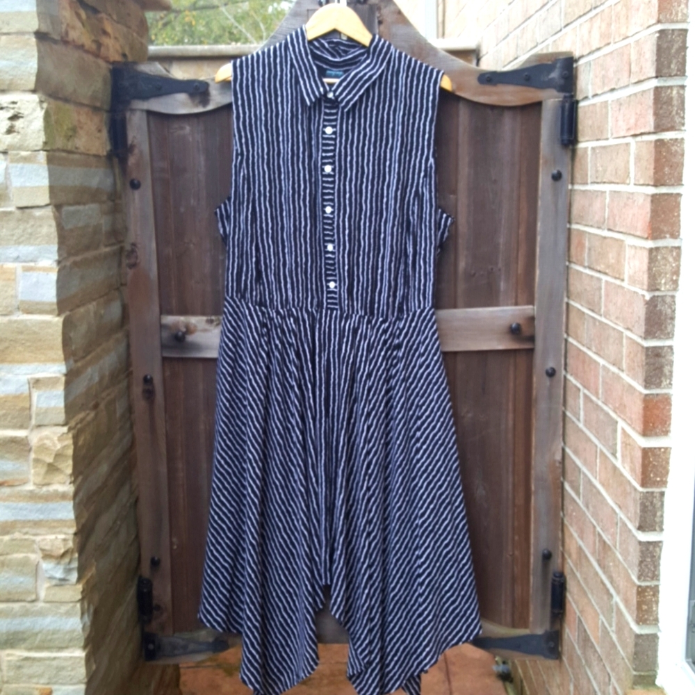 Charming striped hankerchief midi